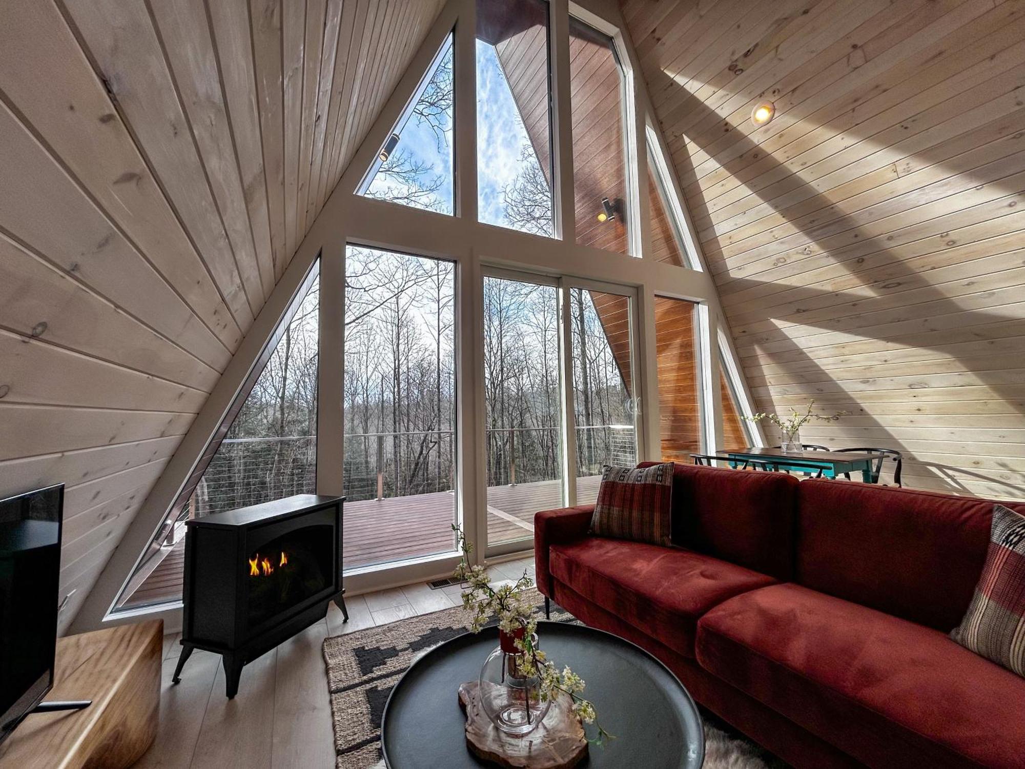 Fox Ridge-Black Alder Lodging โลแกน ภายนอก รูปภาพ