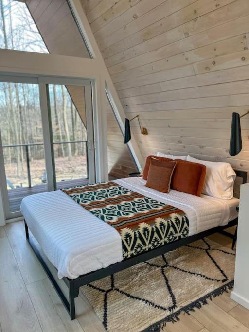 Fox Ridge-Black Alder Lodging โลแกน ภายนอก รูปภาพ