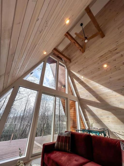 Fox Ridge-Black Alder Lodging โลแกน ภายนอก รูปภาพ