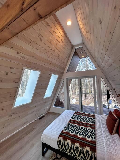 Fox Ridge-Black Alder Lodging โลแกน ภายนอก รูปภาพ